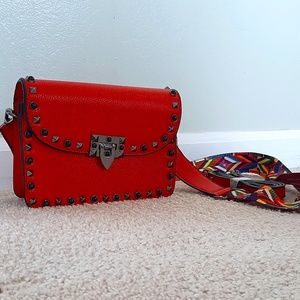 Red, Vegan, Crossbody bag